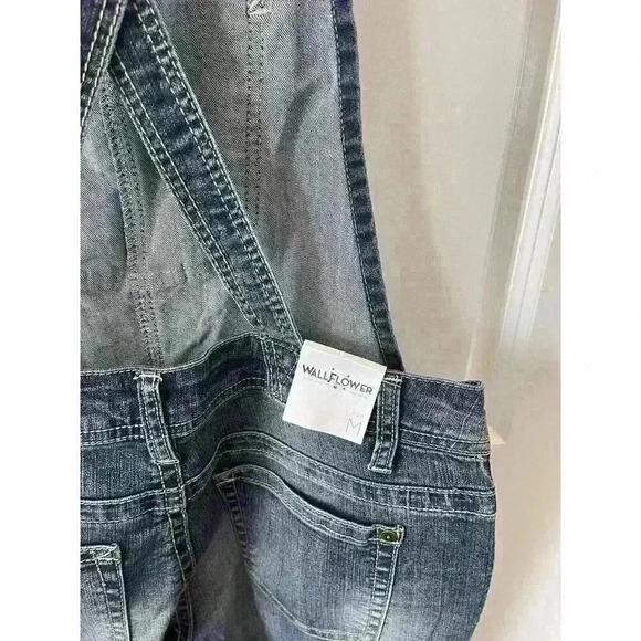 NWT Wallflower Overalls Women's size M The Tomboy Ankle Bib Dark Blue Stretch - Picture 4 of 7